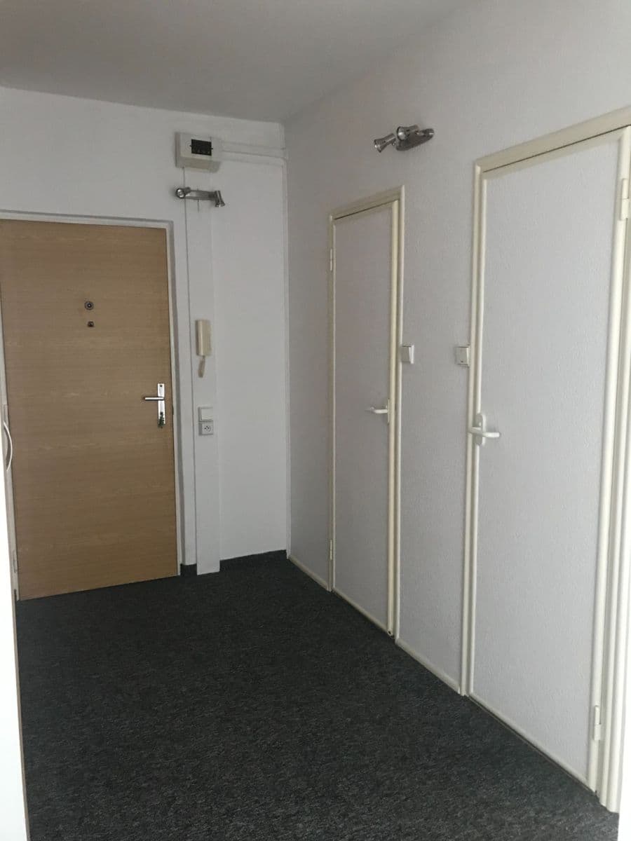 Prenájom bytu 2-izbový 59 m², Erno Košťála, Pardubice, Pardubický kraj Prenájom bytu 2-izbový 59 m², Erno Košťála, Pardubice, Pardubický kraj