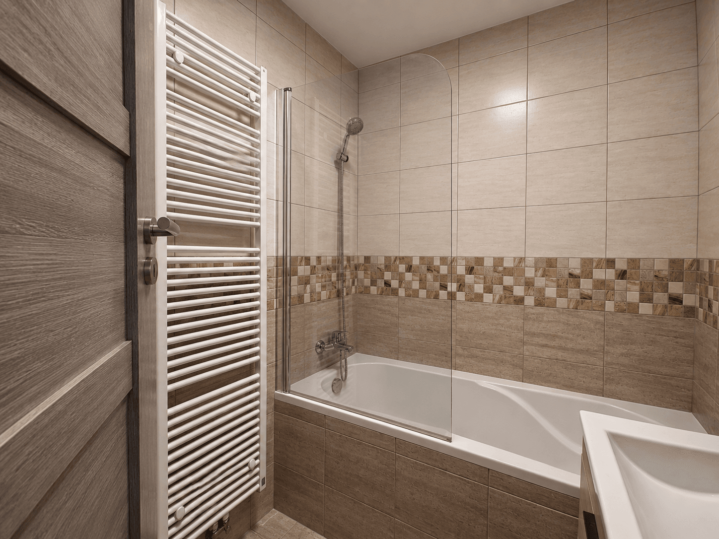 Predaj bytu 2-izbový 53 m², Uherova, Chýně, Středočeský kraj Predaj bytu 2-izbový 53 m², Uherova, Chýně, Středočeský kraj