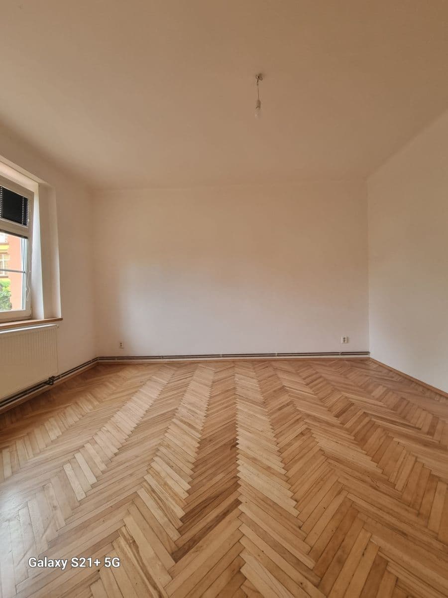 Prenájom bytu 2-izbový 60 m², Josefa Hory, Teplice, Ústecký kraj Prenájom bytu 2-izbový 60 m², Josefa Hory, Teplice, Ústecký kraj