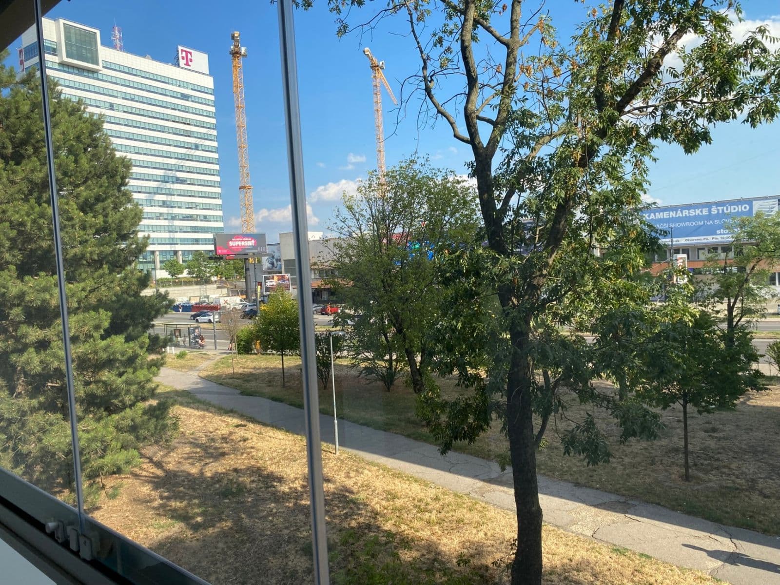 Prenájom bytu 2-izbový 53 m², Martinčekova, Ružinov, Bratislavský kraj Prenájom bytu 2-izbový 53 m², Martinčekova, Ružinov, Bratislavský kraj
