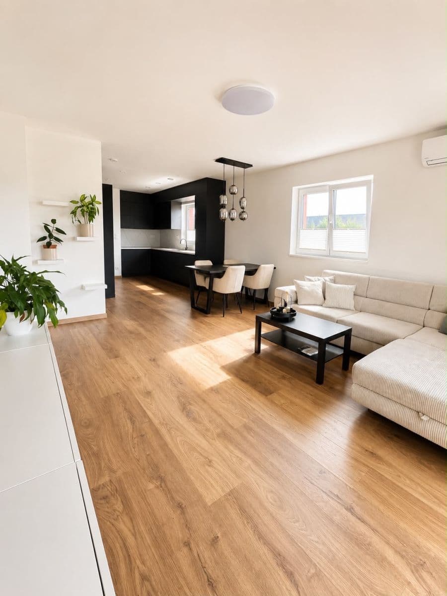 Prenájom domu 100 m², pozemok 350 m², Polerady, Středočeský kraj Prenájom domu 100 m², pozemok 350 m², Polerady, Středočeský kraj