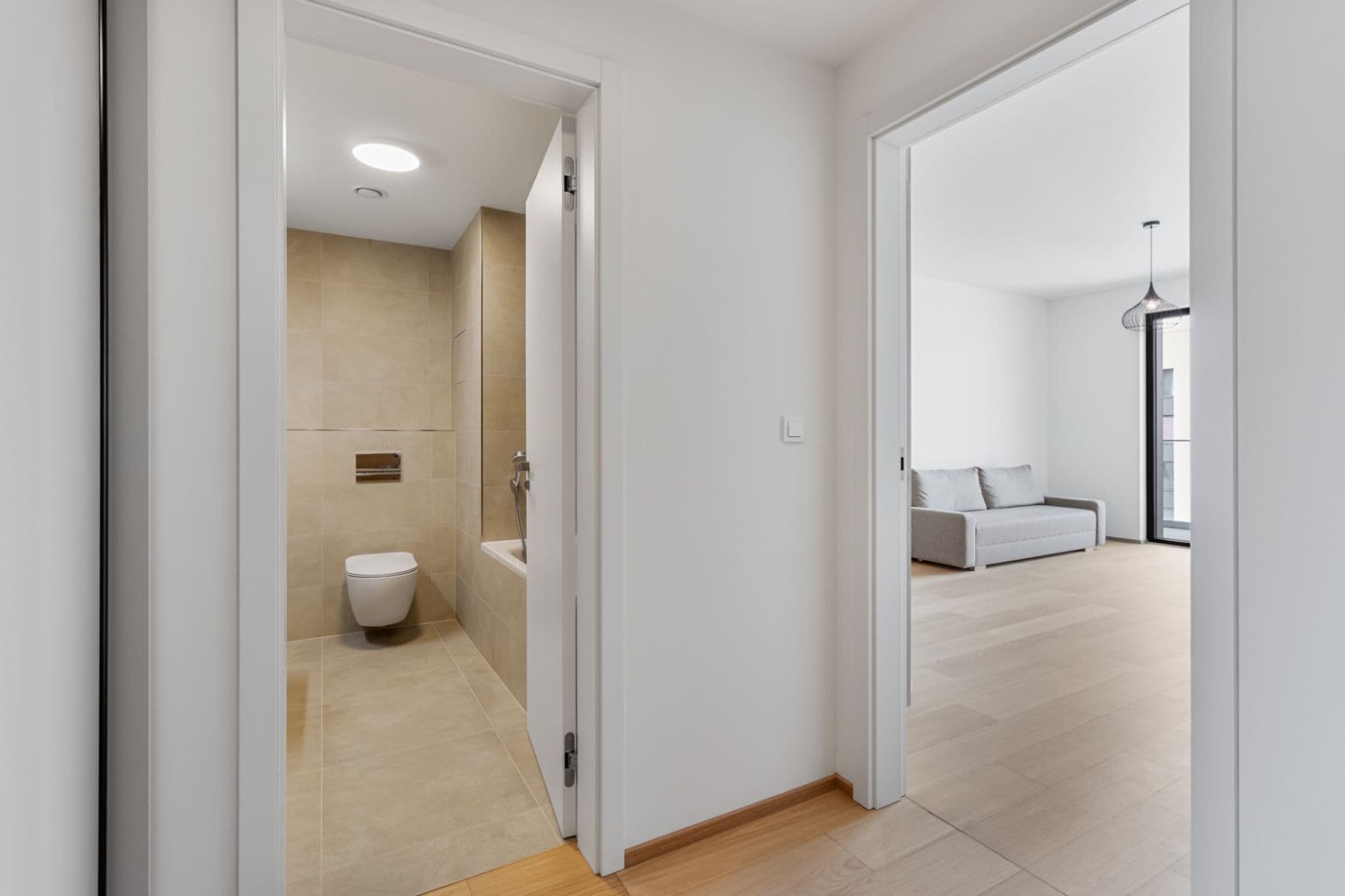 Prenájom bytu 1-izbový 34 m², V Třešňovce, Praha, Praha Prenájom bytu 1-izbový 34 m², V Třešňovce, Praha, Praha