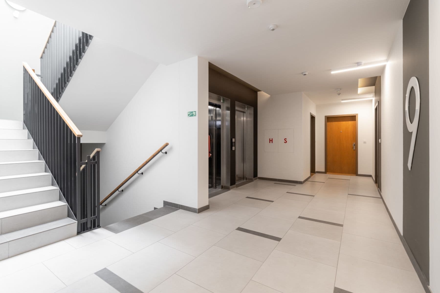 Prenájom bytu 1-izbový 34 m², V Třešňovce, Praha, Praha Prenájom bytu 1-izbový 34 m², V Třešňovce, Praha, Praha