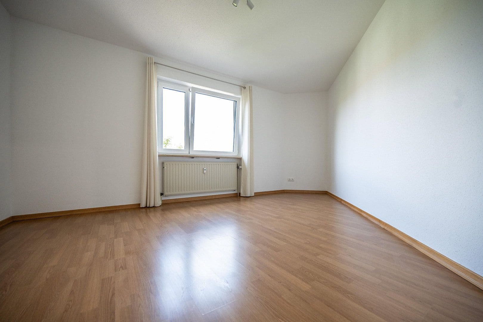 Predaj bytu 3-izbový 90 m², Emil Warburg Weg 28, Bayreuth, Bavorsko Predaj bytu 3-izbový 90 m², Emil Warburg Weg 28, Bayreuth, Bavorsko