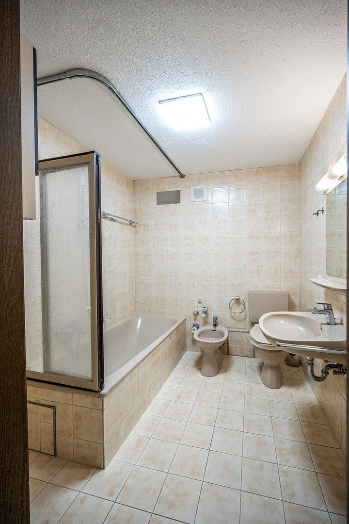 Predaj bytu 3-izbový 90 m², Emil Warburg Weg 28, Bayreuth, Bavorsko Predaj bytu 3-izbový 90 m², Emil Warburg Weg 28, Bayreuth, Bavorsko