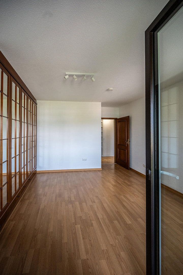 Predaj bytu 3-izbový 90 m², Emil Warburg Weg 28, Bayreuth, Bavorsko Predaj bytu 3-izbový 90 m², Emil Warburg Weg 28, Bayreuth, Bavorsko
