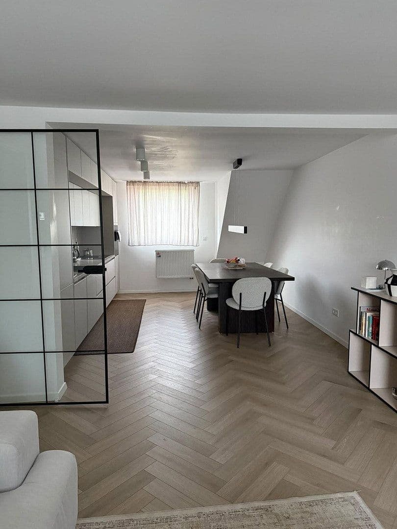 Predaj bytu 3-izbový 75 m², Duisburg, Severné Porýnie - Westfálsko Predaj bytu 3-izbový 75 m², Duisburg, Severné Porýnie - Westfálsko