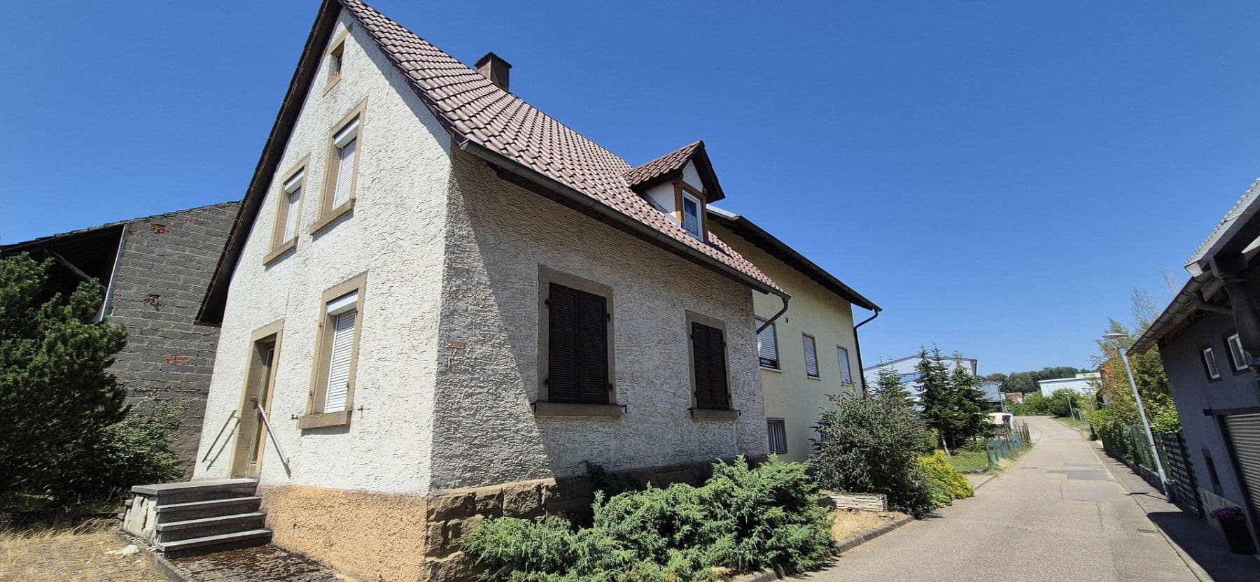 Predaj domu 142 m², pozemok 548 m², Eppingen, Bádensko-Wurttembersko Predaj domu 142 m², pozemok 548 m², Eppingen, Bádensko-Wurttembersko