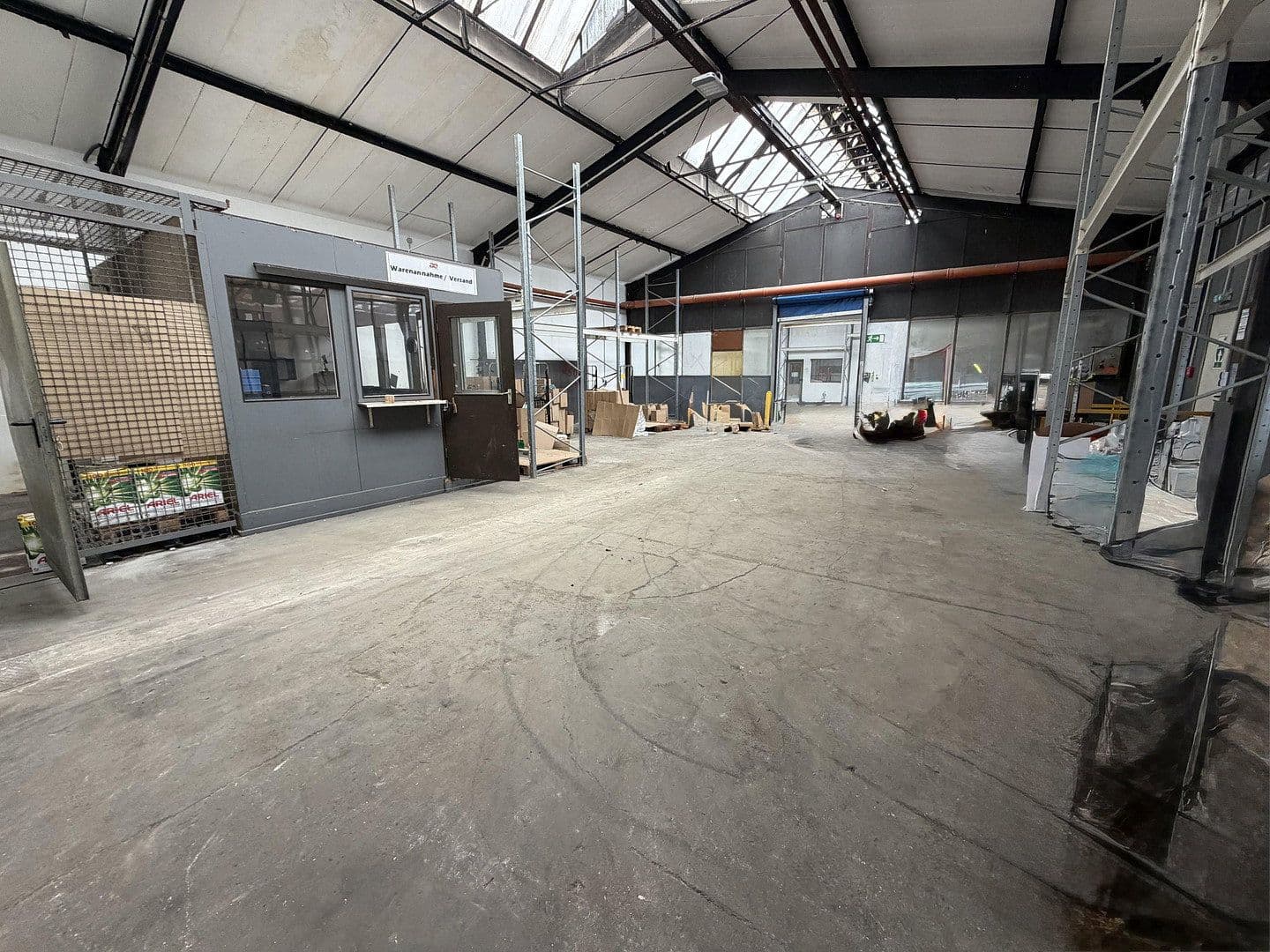 Prenájom nebytového priestoru 540 m², Posener Straße 35A, Lübeck, Šlezvicko-Holštajnsko Prenájom nebytového priestoru 540 m², Posener Straße 35A, Lübeck, Šlezvicko-Holštajnsko