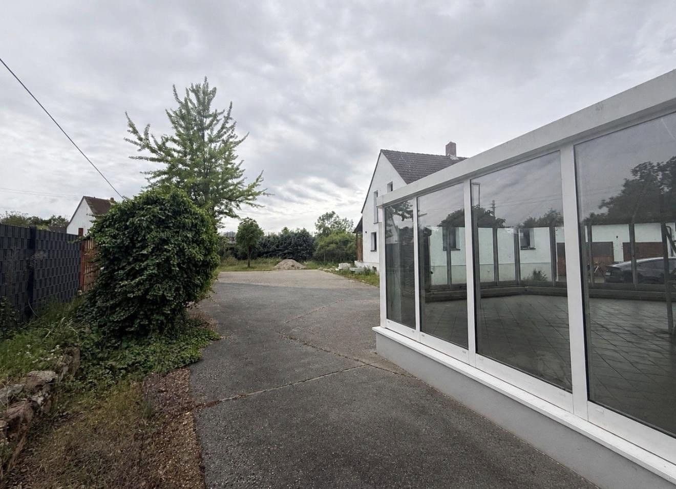 Predaj domu 1.290 m², pozemok 1.290 m², Ludwigshafen, Porýnie-Falcko Predaj domu 1.290 m², pozemok 1.290 m², Ludwigshafen, Porýnie-Falcko