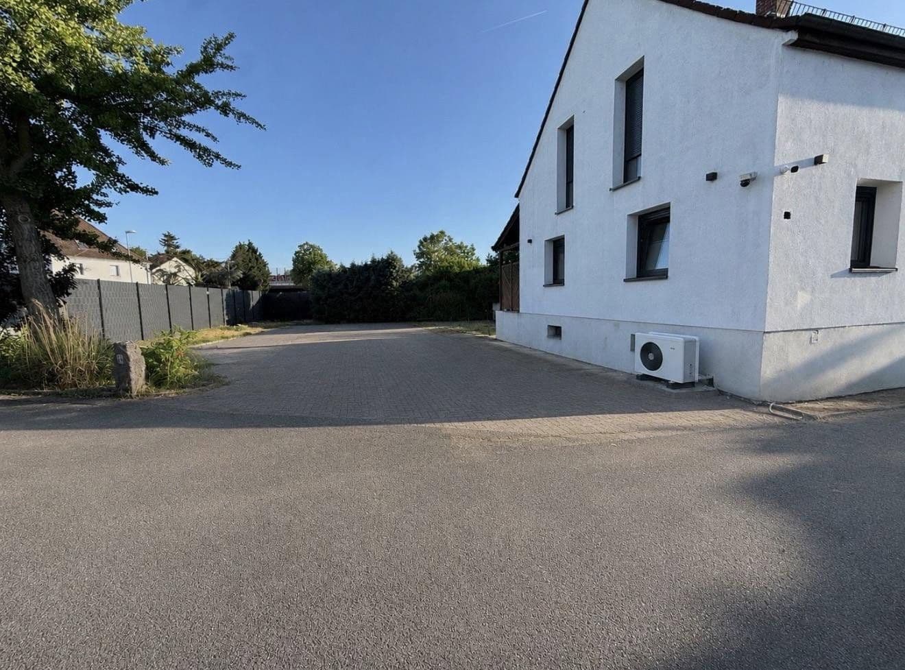Predaj domu 1.290 m², pozemok 1.290 m², Ludwigshafen, Porýnie-Falcko Predaj domu 1.290 m², pozemok 1.290 m², Ludwigshafen, Porýnie-Falcko