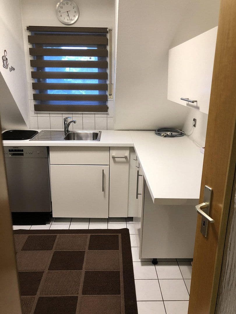Prenájom bytu 2-izbový 55 m², Remstalstraße 53, Remseck am Neckar, Bádensko-Wurttembersko Prenájom bytu 2-izbový 55 m², Remstalstraße 53, Remseck am Neckar, Bádensko-Wurttembersko