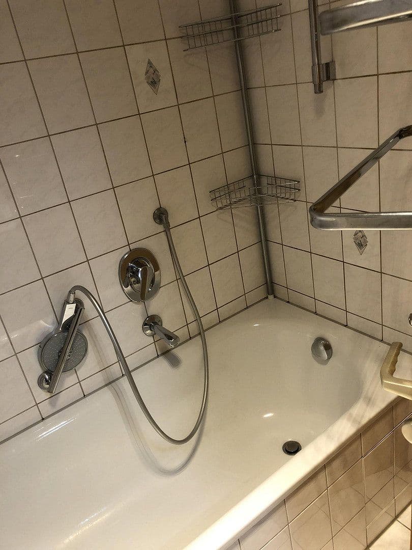 Prenájom bytu 2-izbový 55 m², Remstalstraße 53, Remseck am Neckar, Bádensko-Wurttembersko Prenájom bytu 2-izbový 55 m², Remstalstraße 53, Remseck am Neckar, Bádensko-Wurttembersko