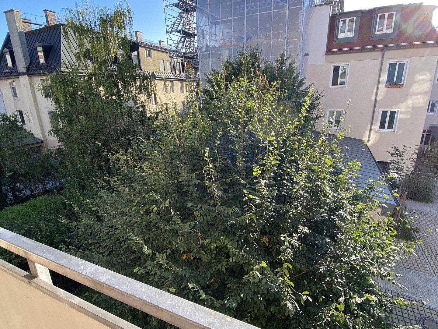 Prenájom bytu 3-izbový 80 m², München, Bavorsko Prenájom bytu 3-izbový 80 m², München, Bavorsko