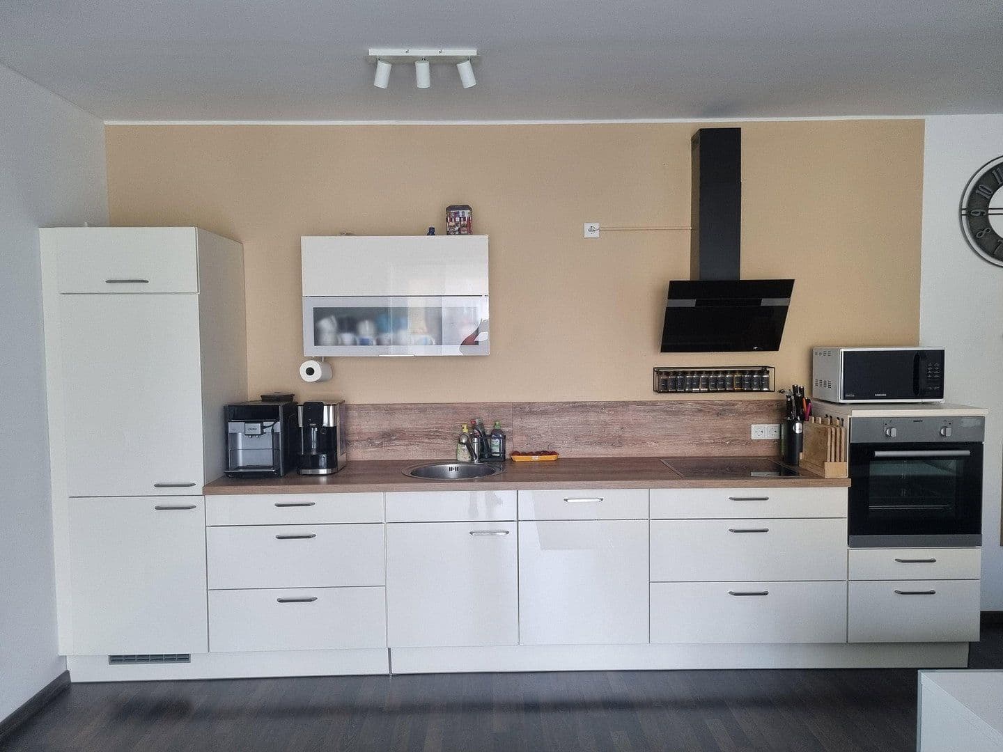 Prenájom bytu 3-izbový 91 m², Freudenstadt, Bádensko-Wurttembersko Prenájom bytu 3-izbový 91 m², Freudenstadt, Bádensko-Wurttembersko