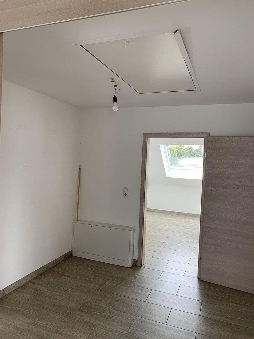 Prenájom bytu 3-izbový 89 m², Maiglöckchenweg 24, Kerpen, Severné Porýnie - Westfálsko Prenájom bytu 3-izbový 89 m², Maiglöckchenweg 24, Kerpen, Severné Porýnie - Westfálsko