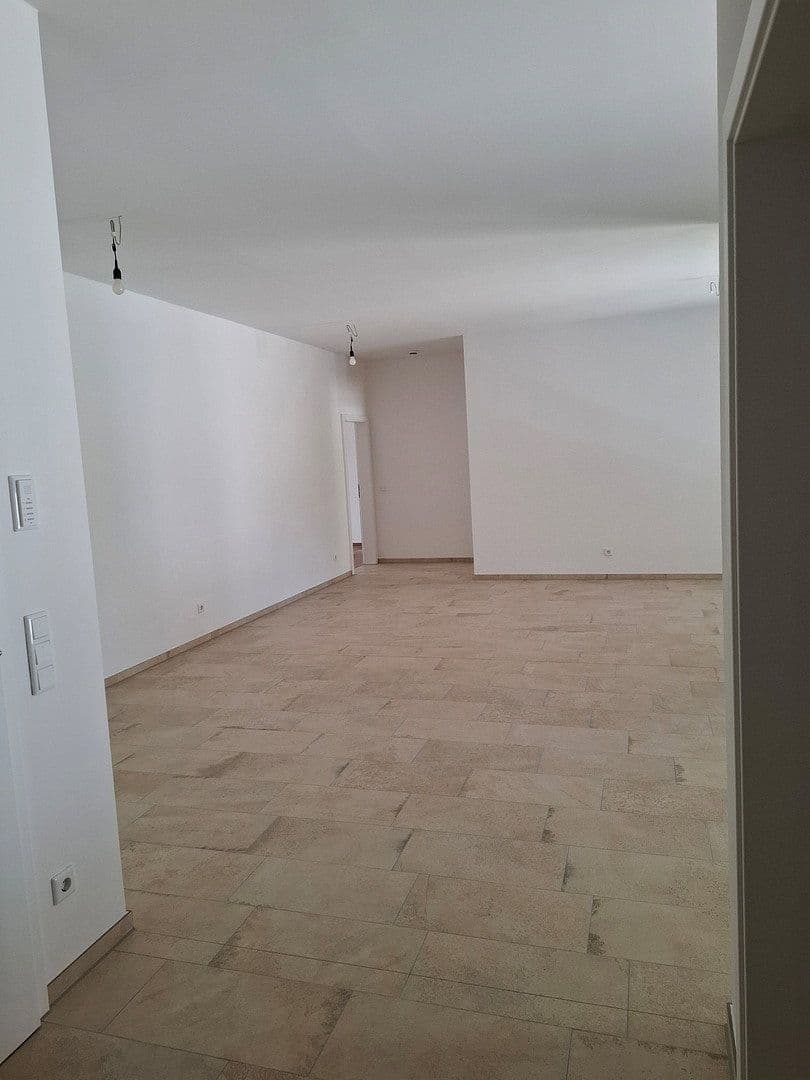 Prenájom bytu 3-izbový 95 m², Nettelkofen 24 e, Grafing bei München, Bavorsko Prenájom bytu 3-izbový 95 m², Nettelkofen 24 e, Grafing bei München, Bavorsko