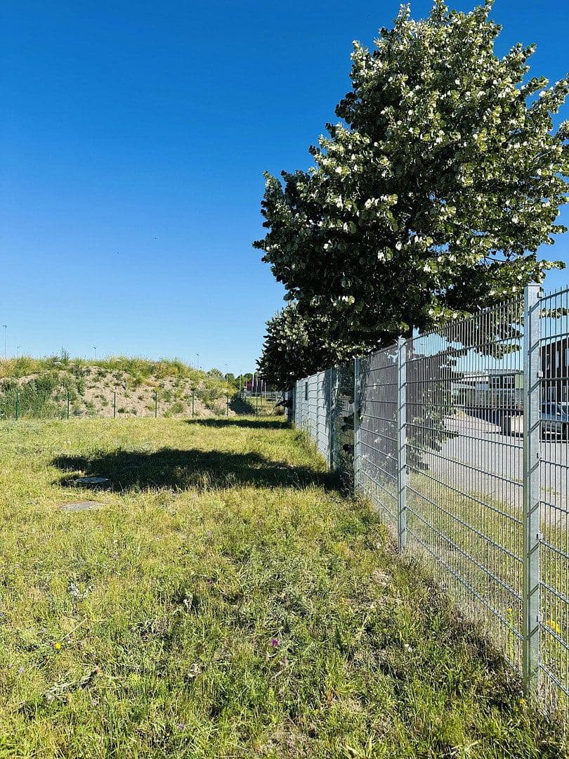 Predaj pozemku 1.330 m², Kohlenmühle 11, Lübeck-Kücknitz, Šlezvicko-Holštajnsko Predaj pozemku 1.330 m², Kohlenmühle 11, Lübeck-Kücknitz, Šlezvicko-Holštajnsko