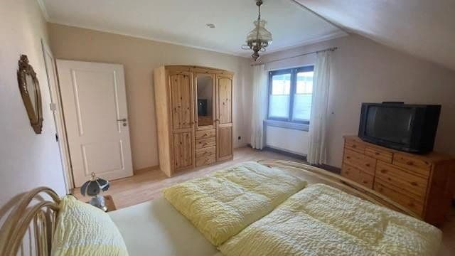 Predaj domu 225 m², pozemok 604 m², Trierweiler, Porýnie-Falcko Predaj domu 225 m², pozemok 604 m², Trierweiler, Porýnie-Falcko