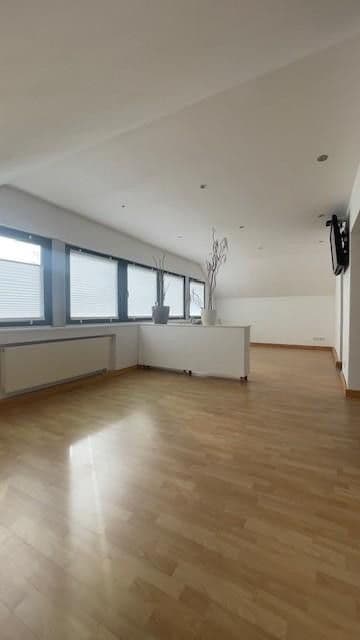 Predaj domu 225 m², pozemok 604 m², Trierweiler, Porýnie-Falcko Predaj domu 225 m², pozemok 604 m², Trierweiler, Porýnie-Falcko