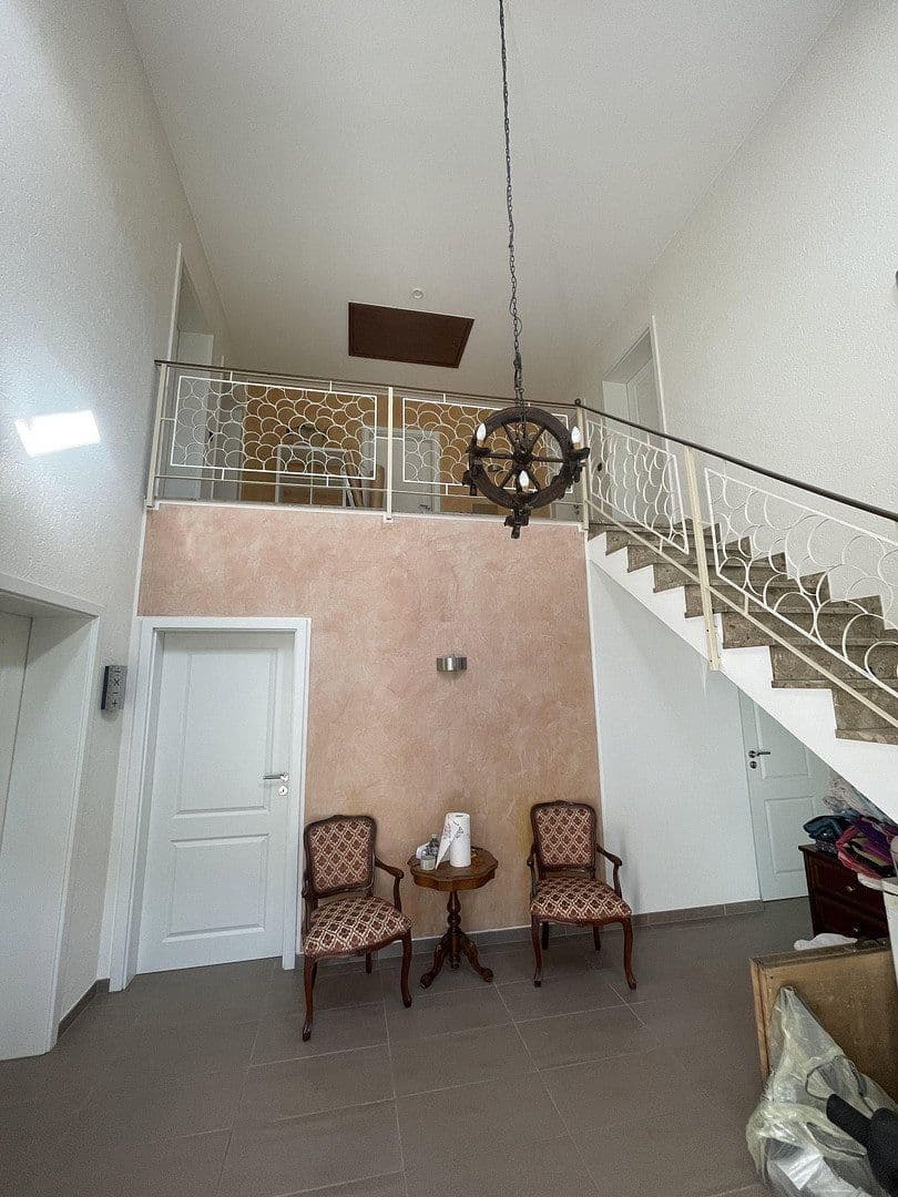 Predaj domu 225 m², pozemok 604 m², Trierweiler, Porýnie-Falcko Predaj domu 225 m², pozemok 604 m², Trierweiler, Porýnie-Falcko