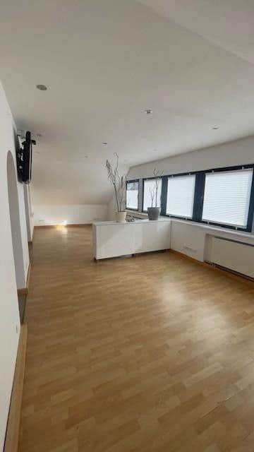 Predaj domu 225 m², pozemok 604 m², Trierweiler, Porýnie-Falcko Predaj domu 225 m², pozemok 604 m², Trierweiler, Porýnie-Falcko