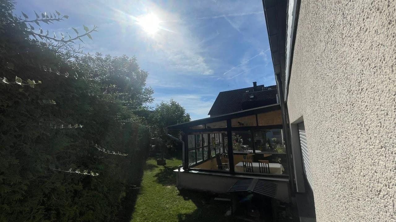 Predaj domu 225 m², pozemok 604 m², Trierweiler, Porýnie-Falcko Predaj domu 225 m², pozemok 604 m², Trierweiler, Porýnie-Falcko