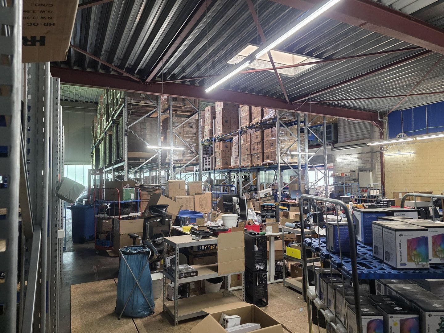Prenájom nebytového priestoru 792 m², Daimlerstr. 11, Plüderhausen, Bádensko-Wurttembersko Prenájom nebytového priestoru 792 m², Daimlerstr. 11, Plüderhausen, Bádensko-Wurttembersko