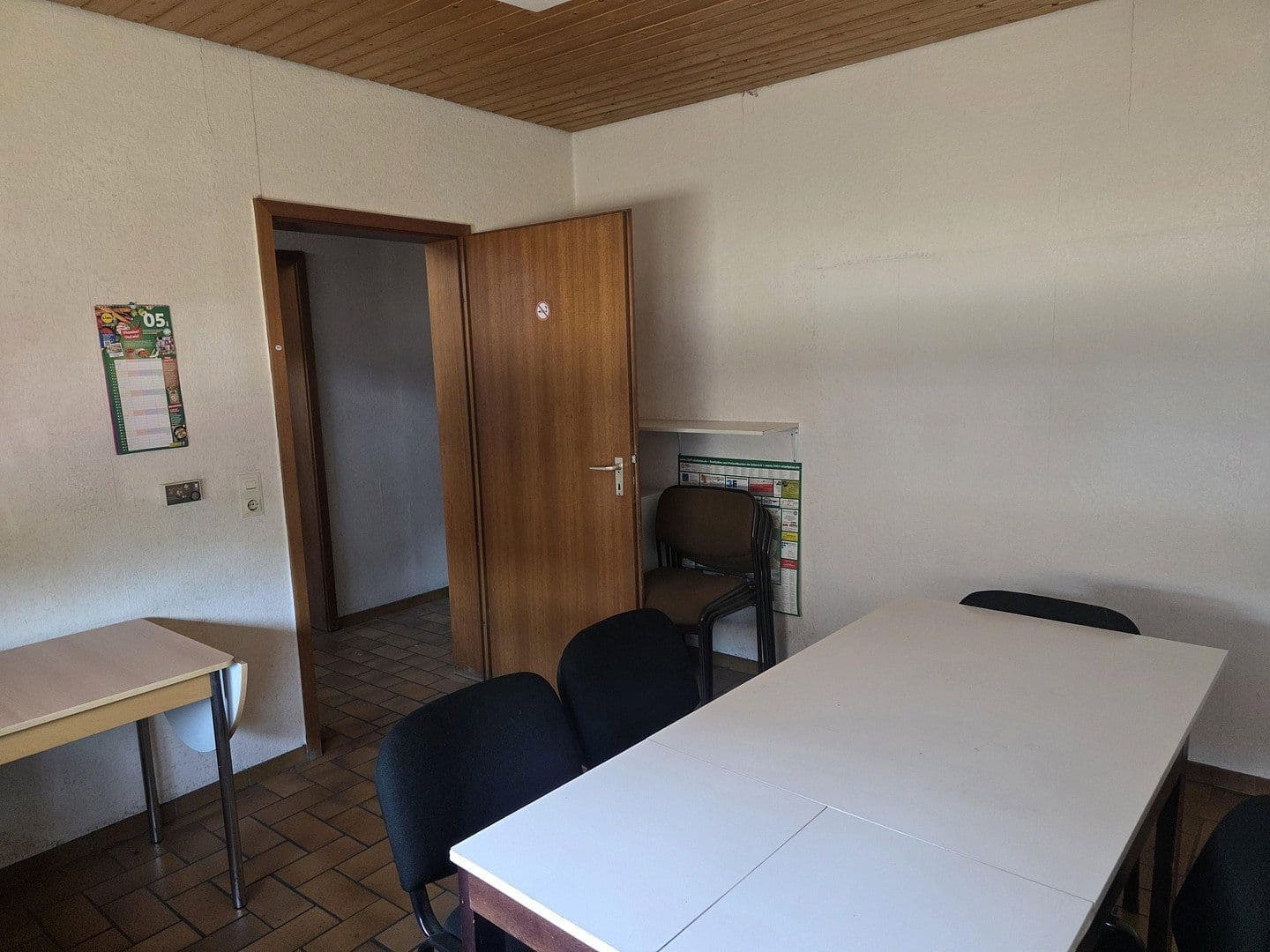 Prenájom nebytového priestoru 792 m², Daimlerstr. 11, Plüderhausen, Bádensko-Wurttembersko Prenájom nebytového priestoru 792 m², Daimlerstr. 11, Plüderhausen, Bádensko-Wurttembersko