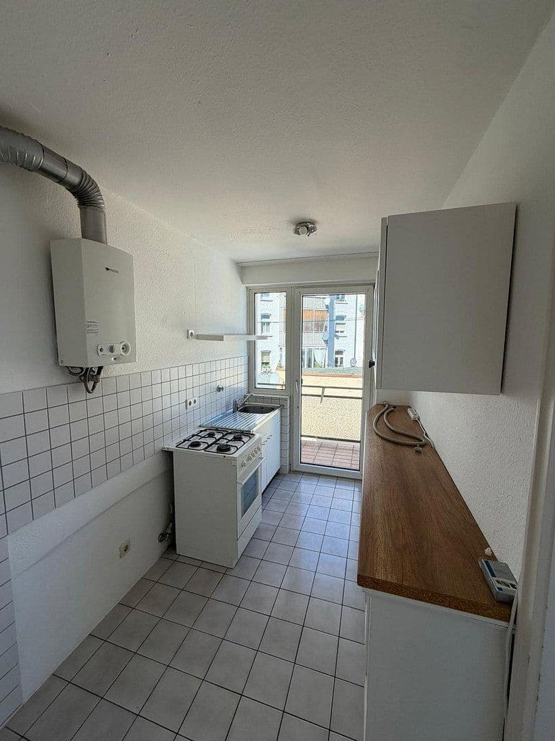 Prenájom bytu 2-izbový 62 m², Kornbergstr 50, Stuttgart, Bádensko-Wurttembersko Prenájom bytu 2-izbový 62 m², Kornbergstr 50, Stuttgart, Bádensko-Wurttembersko