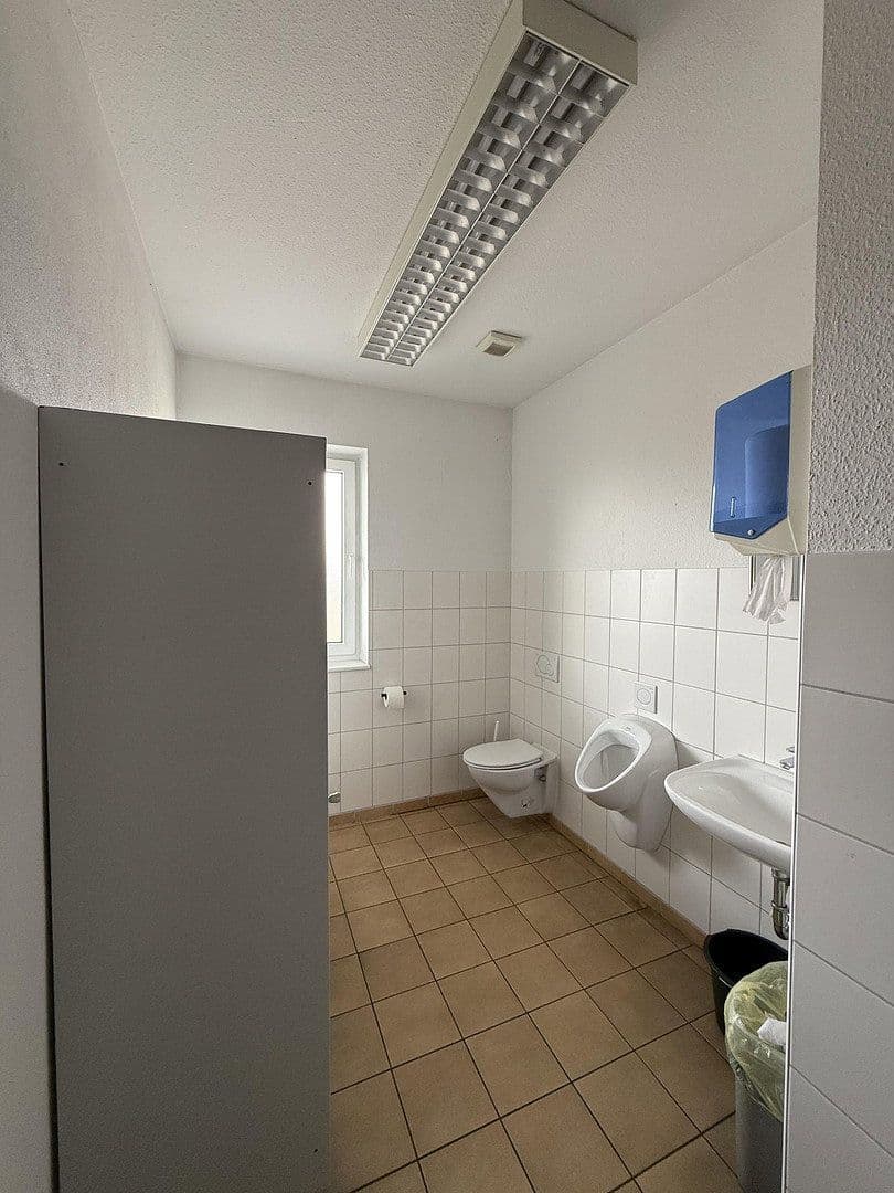 Predaj nebytového priestoru 9.227 m², Lütersheimer Straße 2, Volkmarsen, Hesensko Predaj nebytového priestoru 9.227 m², Lütersheimer Straße 2, Volkmarsen, Hesensko