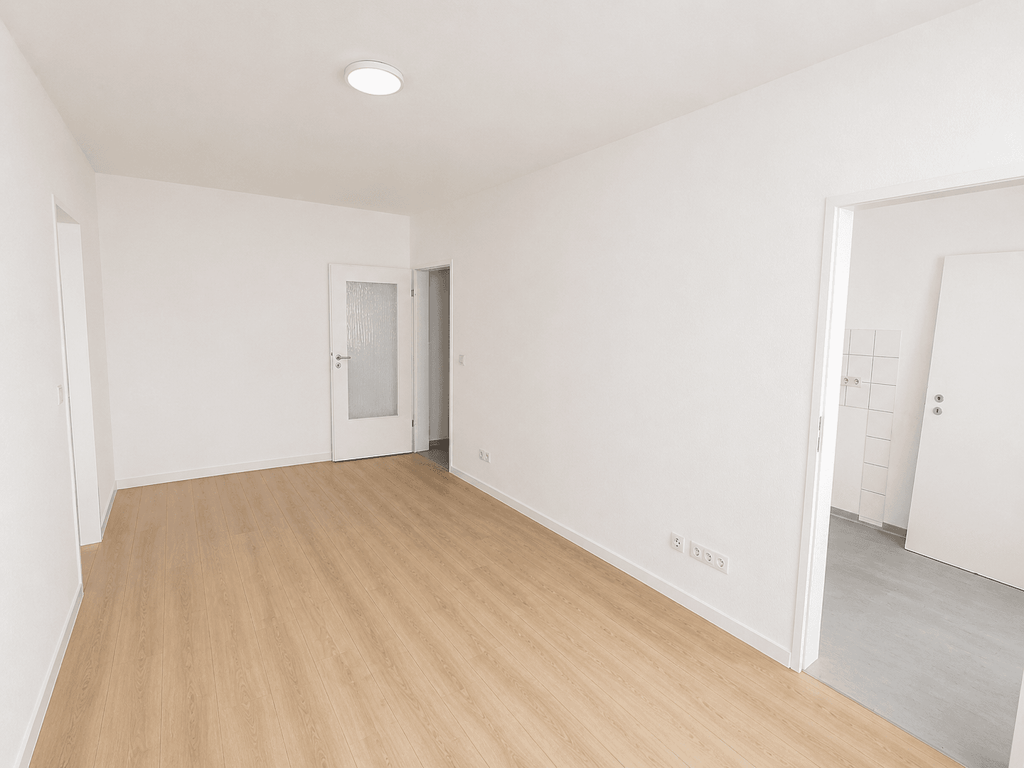 Prenájom bytu 2-izbový 38 m², Puschkinstraße 100, Eilenburg, Sasko Prenájom bytu 2-izbový 38 m², Puschkinstraße 100, Eilenburg, Sasko
