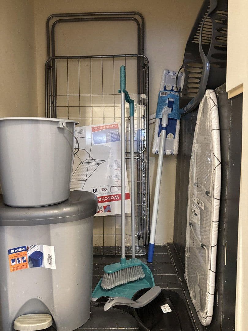 Prenájom bytu 1-izbový 24 m², Mühlenbroicher Weg 143, Düsseldorf, Severné Porýnie - Westfálsko Prenájom bytu 1-izbový 24 m², Mühlenbroicher Weg 143, Düsseldorf, Severné Porýnie - Westfálsko