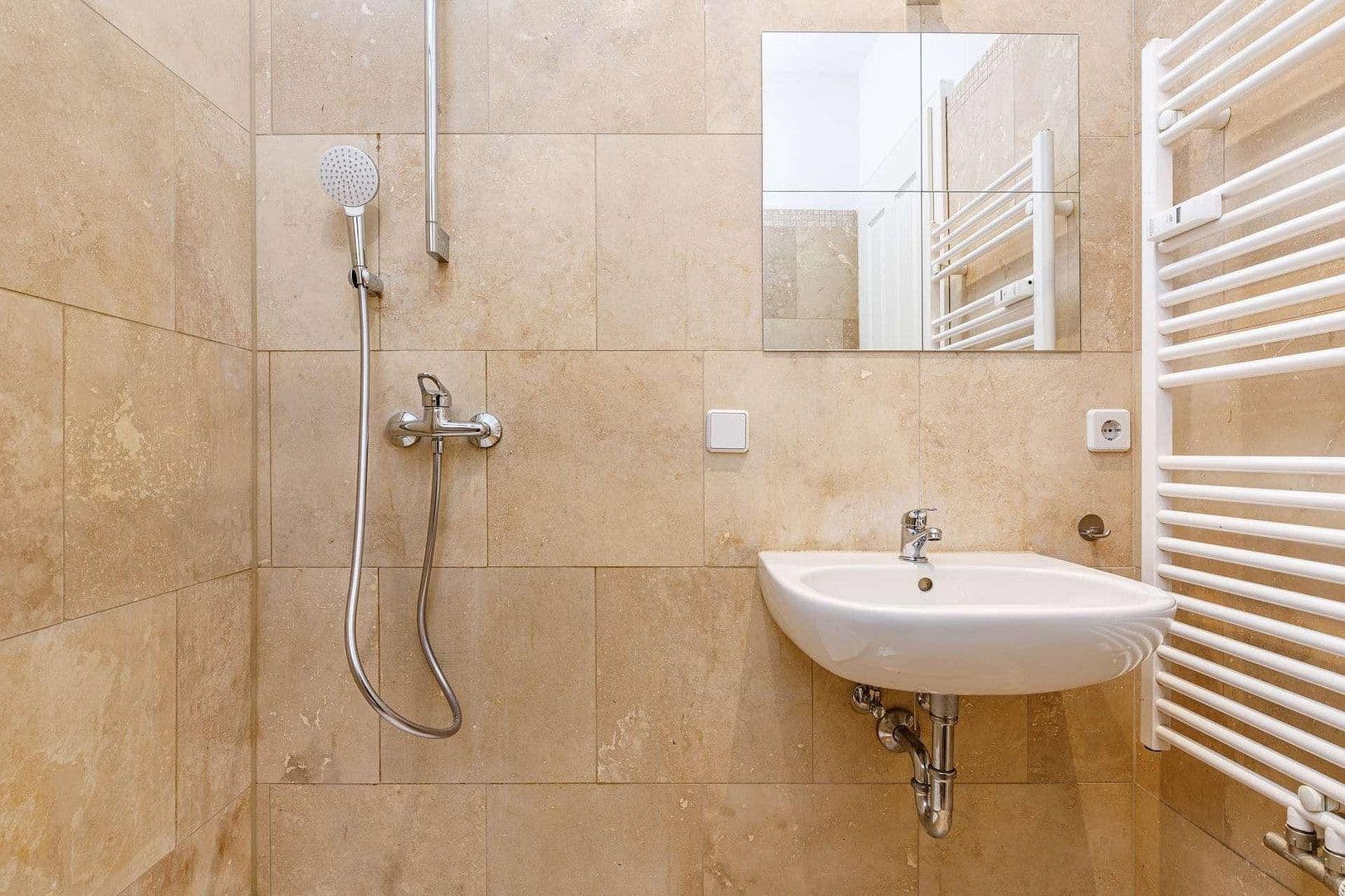 Prenájom bytu 2-izbový 50 m², Ackerstraße 155, Berlin, Berlín Prenájom bytu 2-izbový 50 m², Ackerstraße 155, Berlin, Berlín