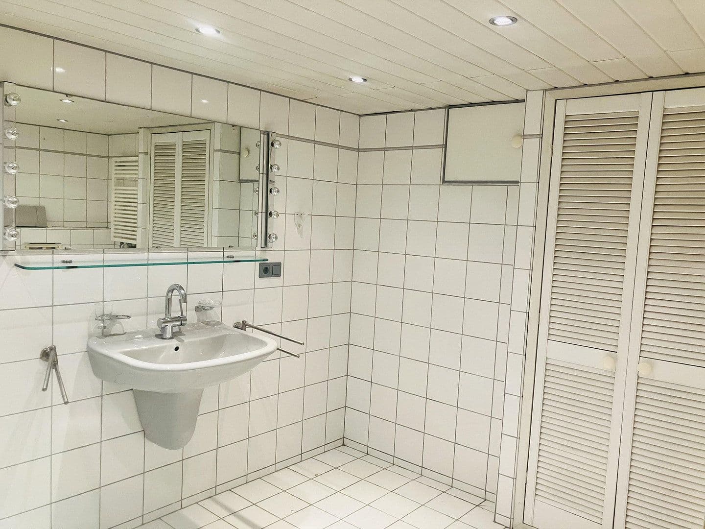 Predaj domu 164 m², pozemok 146 m², Utehof 19, Köln, Severné Porýnie - Westfálsko Predaj domu 164 m², pozemok 146 m², Utehof 19, Köln, Severné Porýnie - Westfálsko