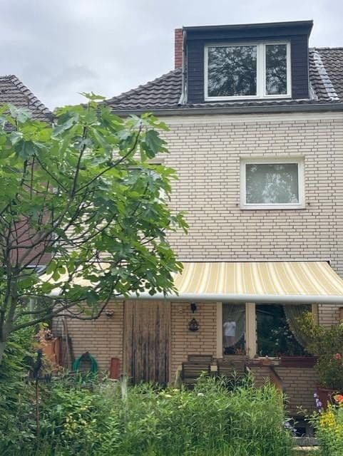 Predaj domu 164 m², pozemok 146 m², Utehof 19, Köln, Severné Porýnie - Westfálsko Predaj domu 164 m², pozemok 146 m², Utehof 19, Köln, Severné Porýnie - Westfálsko