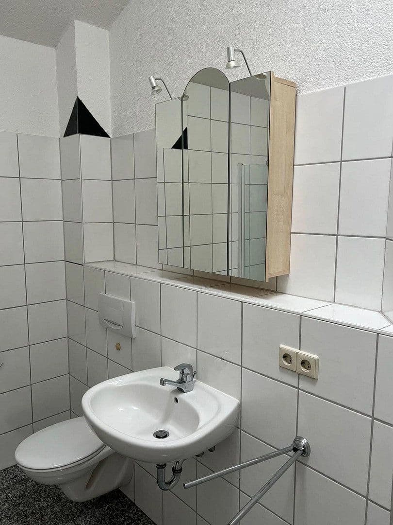 Prenájom bytu 1-izbový 70 m², Wehr, Bádensko-Wurttembersko Prenájom bytu 1-izbový 70 m², Wehr, Bádensko-Wurttembersko