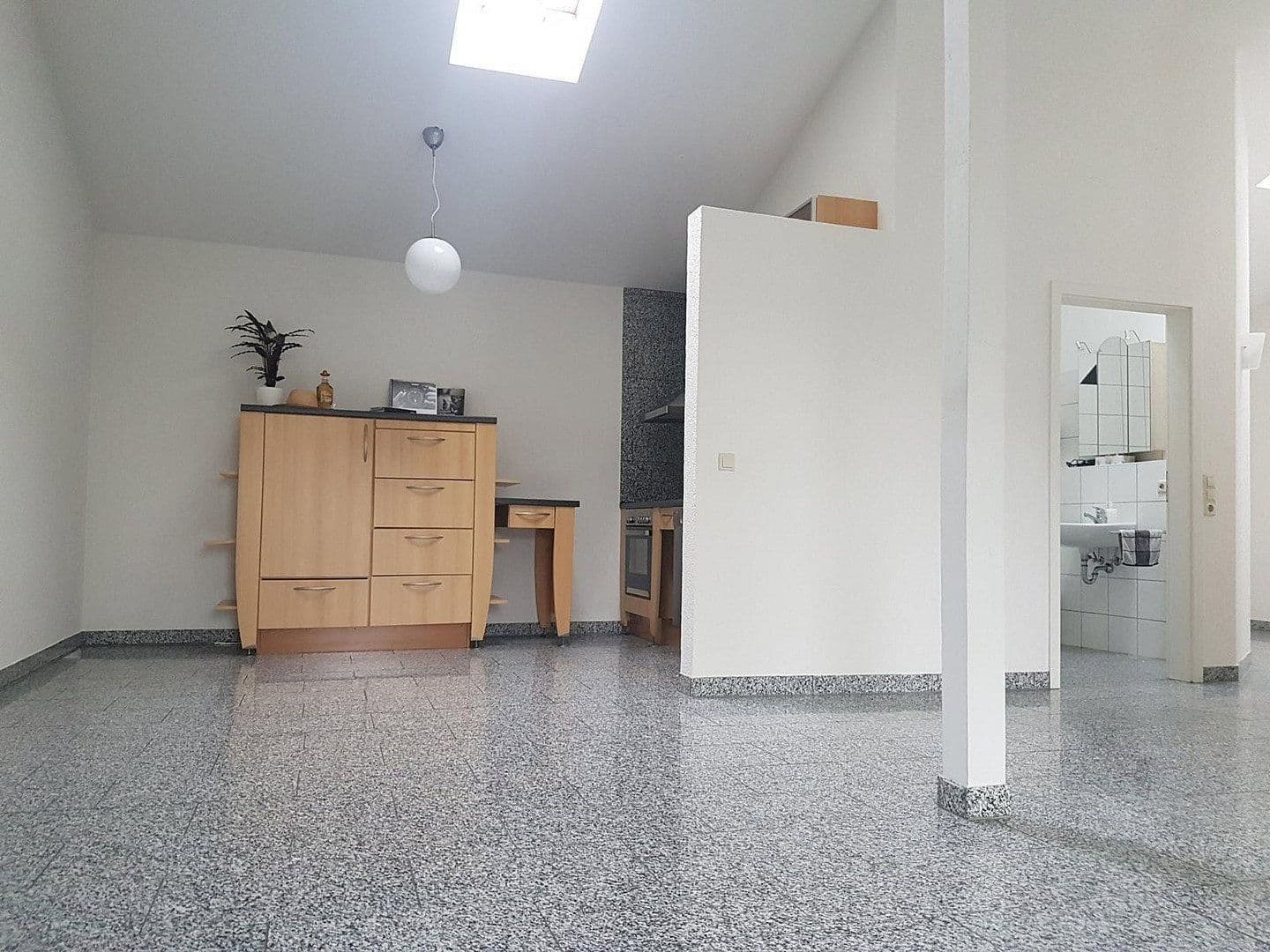 Prenájom bytu 1-izbový 70 m², Wehr, Bádensko-Wurttembersko Prenájom bytu 1-izbový 70 m², Wehr, Bádensko-Wurttembersko