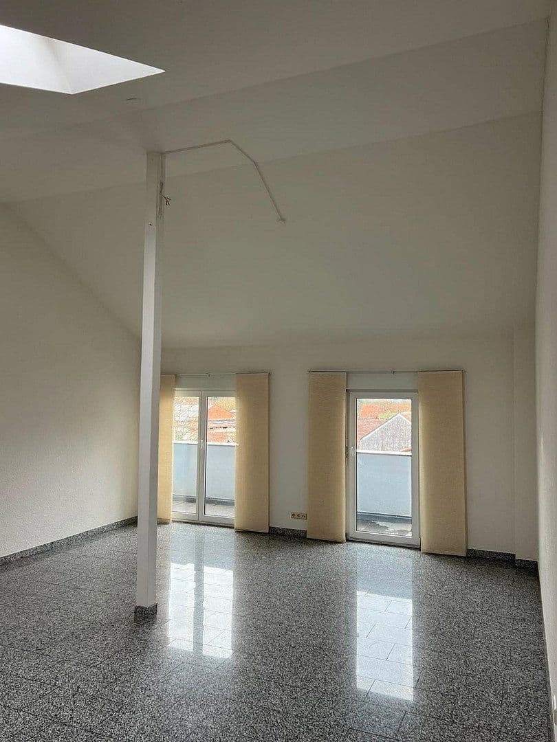 Prenájom bytu 1-izbový 70 m², Wehr, Bádensko-Wurttembersko Prenájom bytu 1-izbový 70 m², Wehr, Bádensko-Wurttembersko