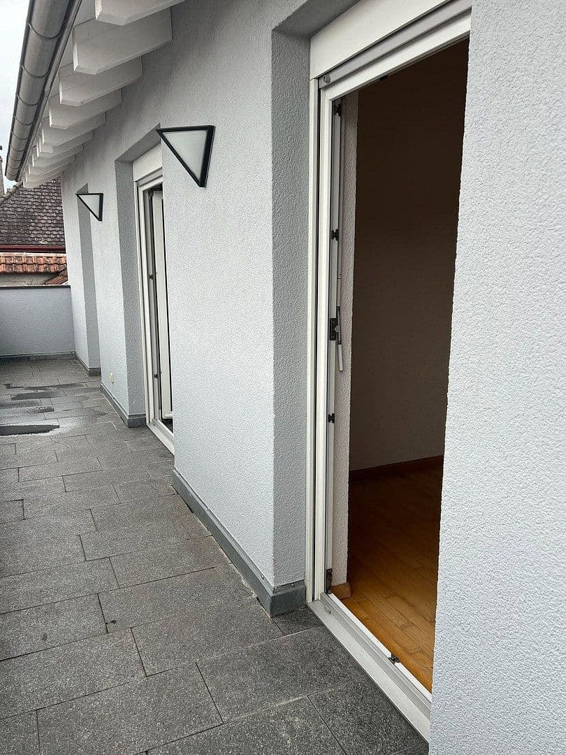 Prenájom bytu 1-izbový 70 m², Wehr, Bádensko-Wurttembersko Prenájom bytu 1-izbový 70 m², Wehr, Bádensko-Wurttembersko