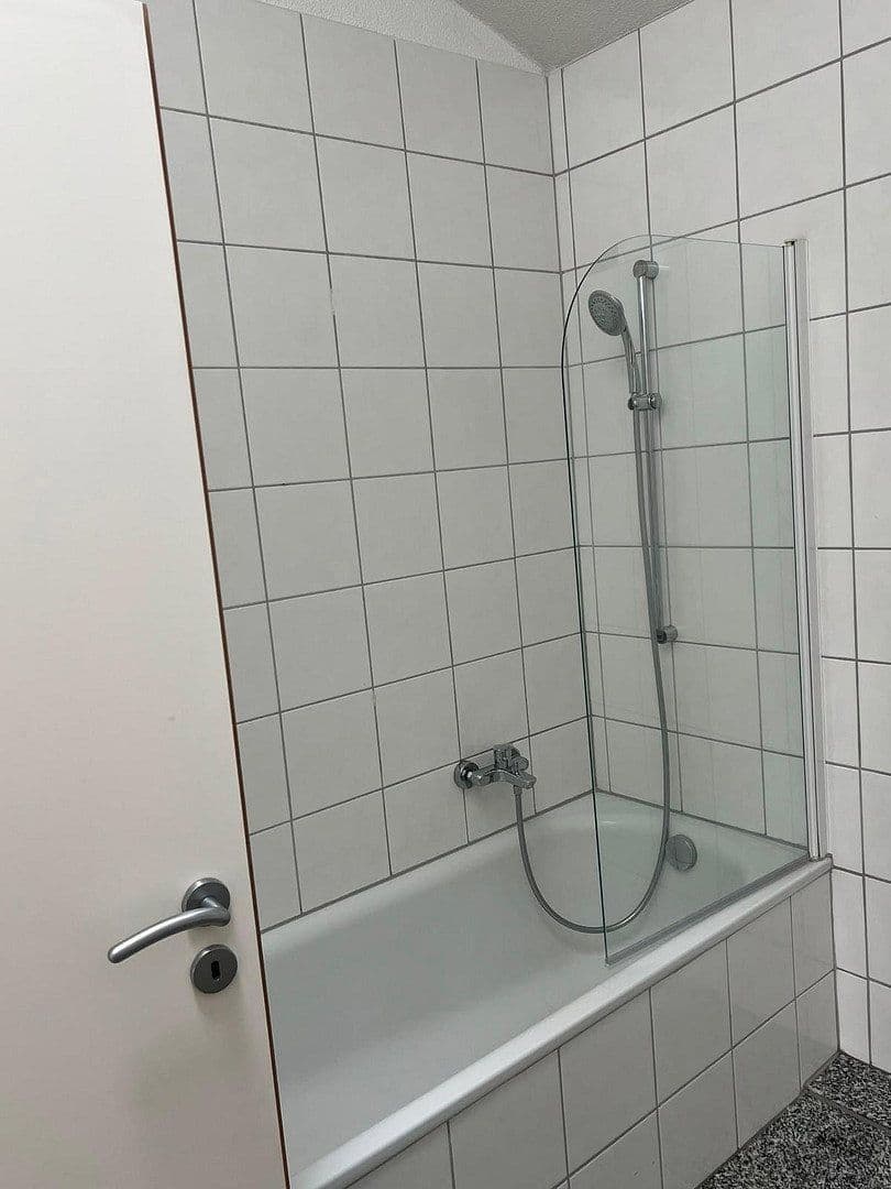 Prenájom bytu 1-izbový 70 m², Wehr, Bádensko-Wurttembersko Prenájom bytu 1-izbový 70 m², Wehr, Bádensko-Wurttembersko