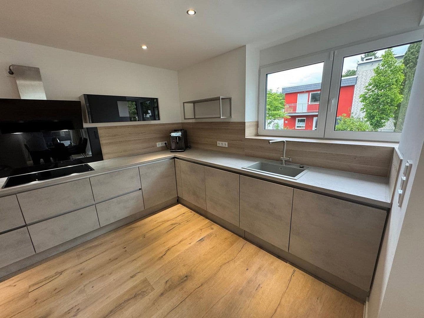 Predaj domu 280 m², pozemok 294 m², Darmstadt, Hesensko Predaj domu 280 m², pozemok 294 m², Darmstadt, Hesensko