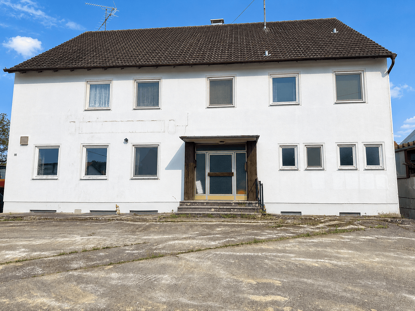 Predaj domu 375 m², pozemok 1.611 m², Aichen, Bavorsko Predaj domu 375 m², pozemok 1.611 m², Aichen, Bavorsko