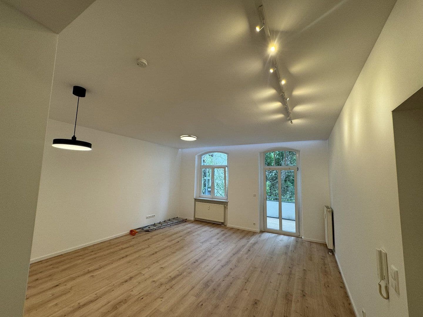 Prenájom bytu 2-izbový 70 m², Halle (Saale), Sasko-Anhaltsko Prenájom bytu 2-izbový 70 m², Halle (Saale), Sasko-Anhaltsko