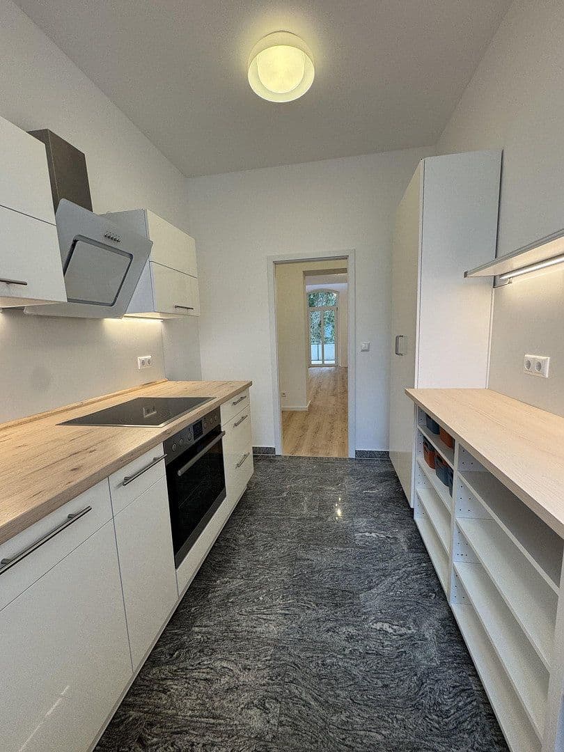 Prenájom bytu 2-izbový 70 m², Halle (Saale), Sasko-Anhaltsko Prenájom bytu 2-izbový 70 m², Halle (Saale), Sasko-Anhaltsko