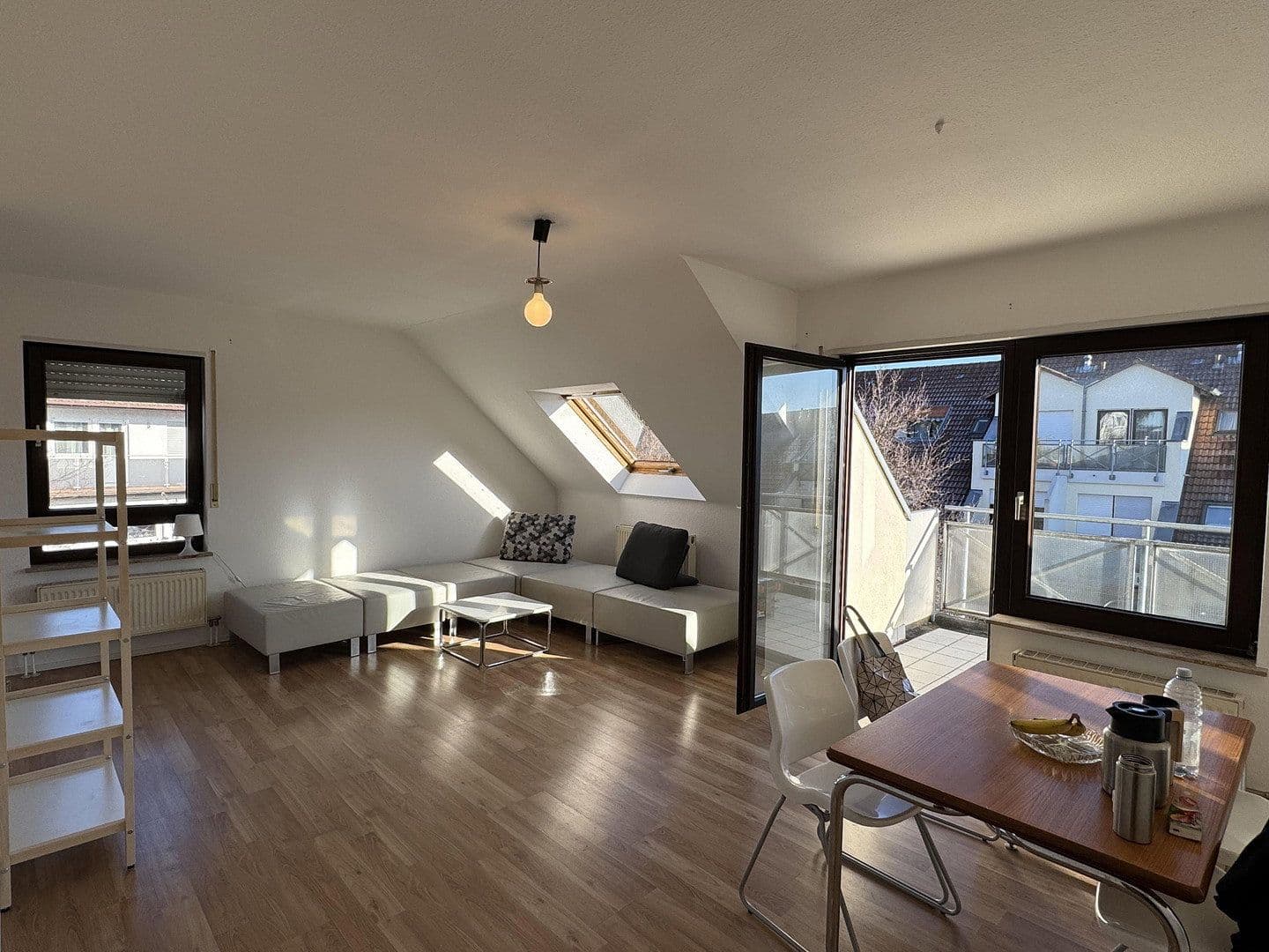 Prenájom bytu 2-izbový 53 m², Brunnenstraße 31, Böblingen, Bádensko-Wurttembersko Prenájom bytu 2-izbový 53 m², Brunnenstraße 31, Böblingen, Bádensko-Wurttembersko