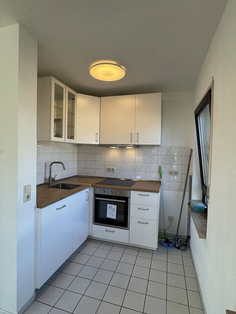 Prenájom bytu 2-izbový 53 m², Brunnenstraße 31, Böblingen, Bádensko-Wurttembersko Prenájom bytu 2-izbový 53 m², Brunnenstraße 31, Böblingen, Bádensko-Wurttembersko