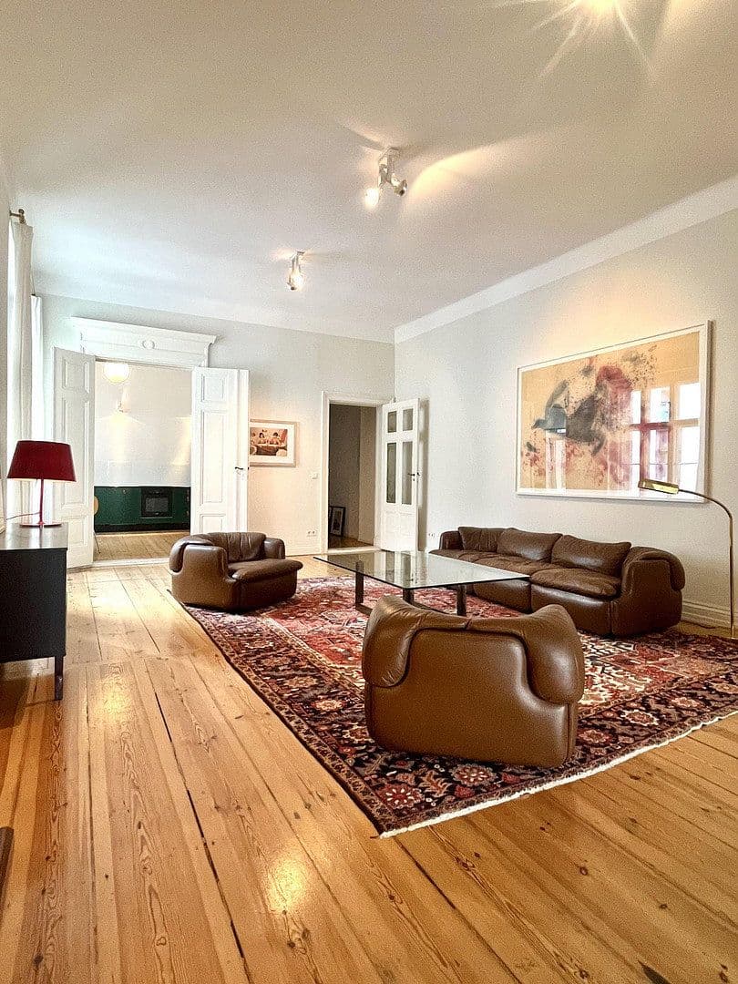 Predaj bytu 5-izbový 189 m², Großbeerenstr. 24, Berlin, Berlín Predaj bytu 5-izbový 189 m², Großbeerenstr. 24, Berlin, Berlín