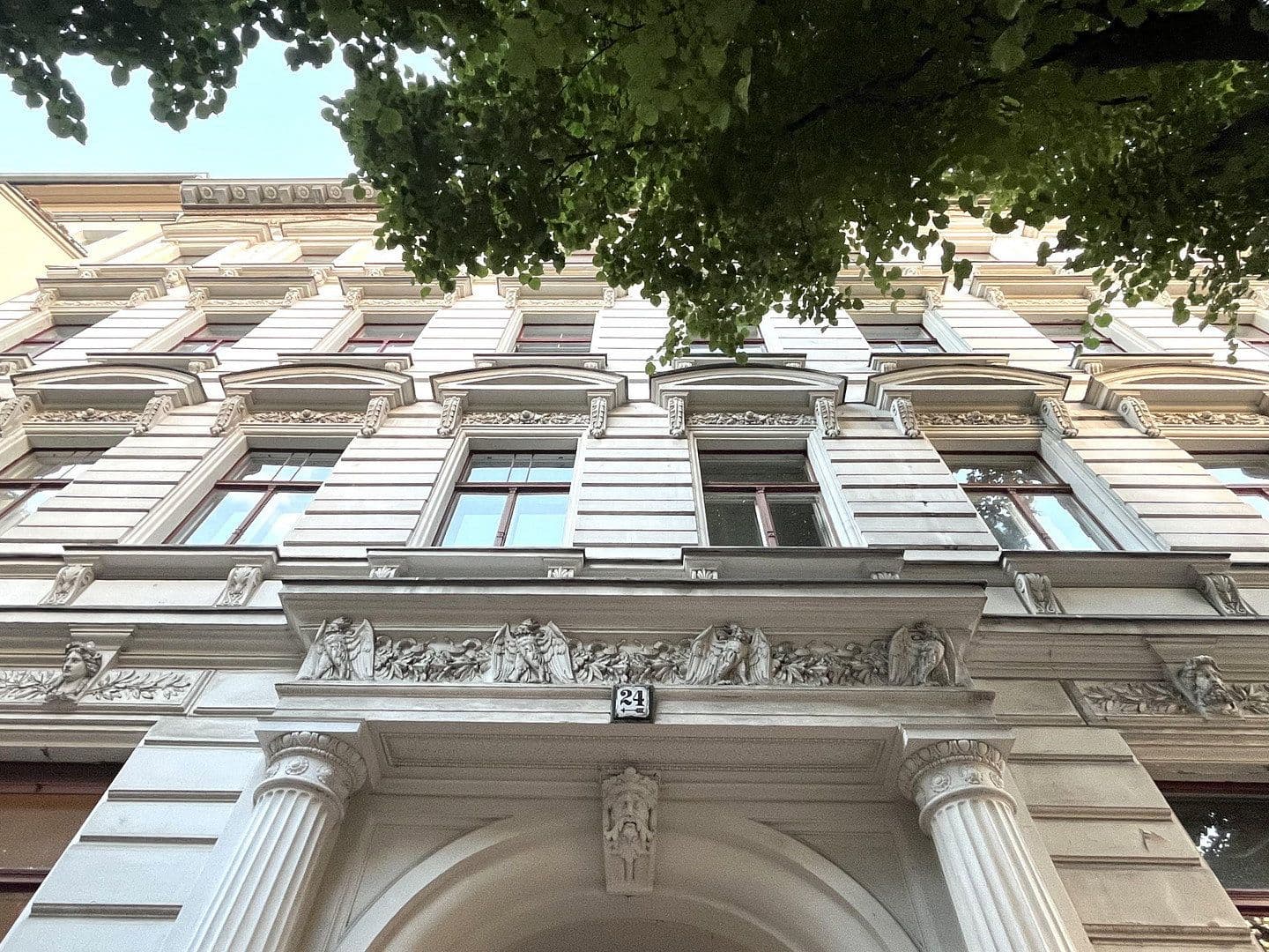 Predaj bytu 5-izbový 189 m², Großbeerenstr. 24, Berlin, Berlín Predaj bytu 5-izbový 189 m², Großbeerenstr. 24, Berlin, Berlín