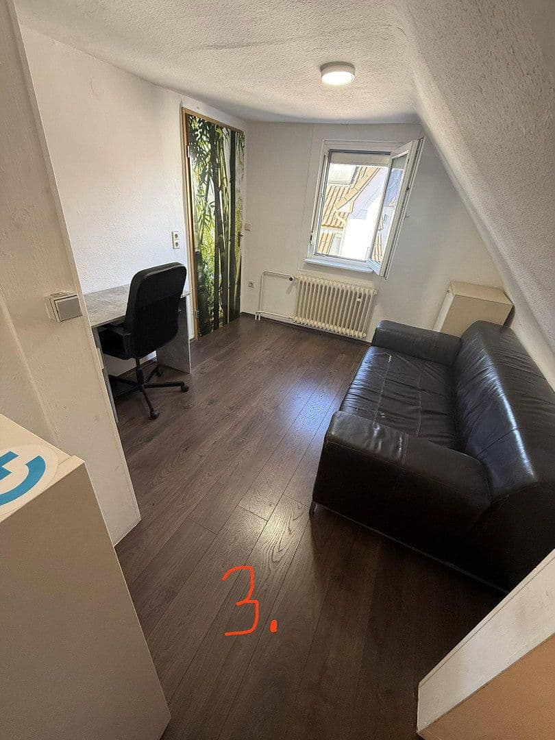 Prenájom bytu 19 m², Villingen-Schwenningen, Bádensko-Wurttembersko Prenájom bytu 19 m², Villingen-Schwenningen, Bádensko-Wurttembersko